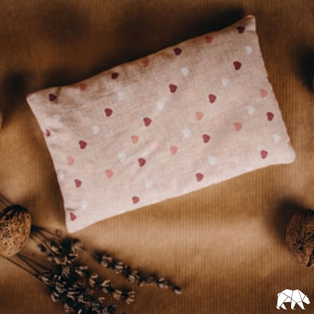 Pernă de sare INIMELE MINI pentru copii cu plante medicinale şi uleiuri esenţiale